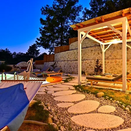 Sojoy Nature Hotel